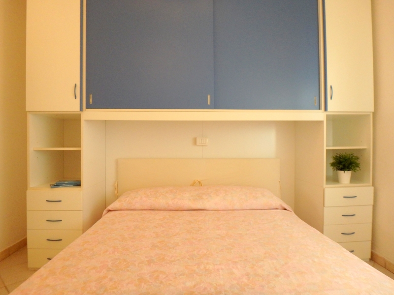 La camera da letto-Attico fronte mare-affitto a Lido Pomposa